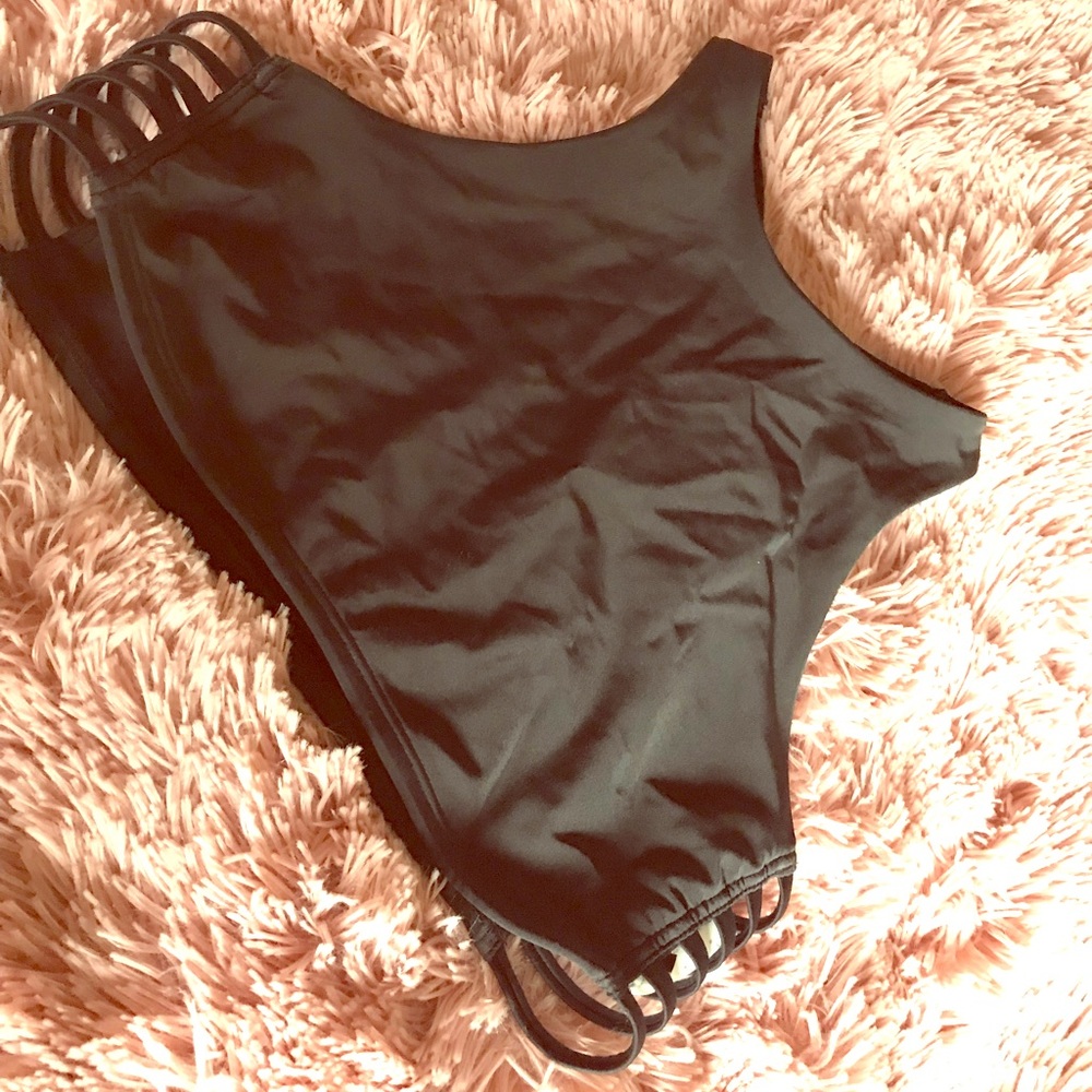 Hollister high neck bikini top size XL